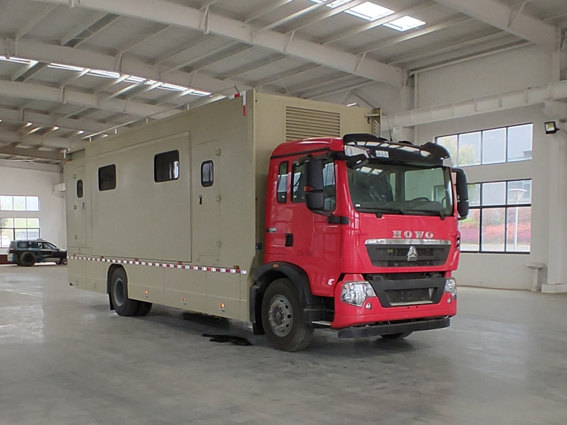 程力威牌CLW5150XZHZ6指揮車