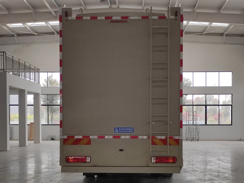 程力威牌CLW5150XZHZ6指揮車公告圖片