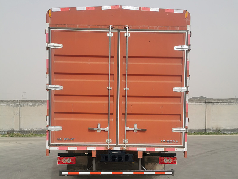 福田牌BJ5098CCY-FM倉柵式運輸車公告圖片