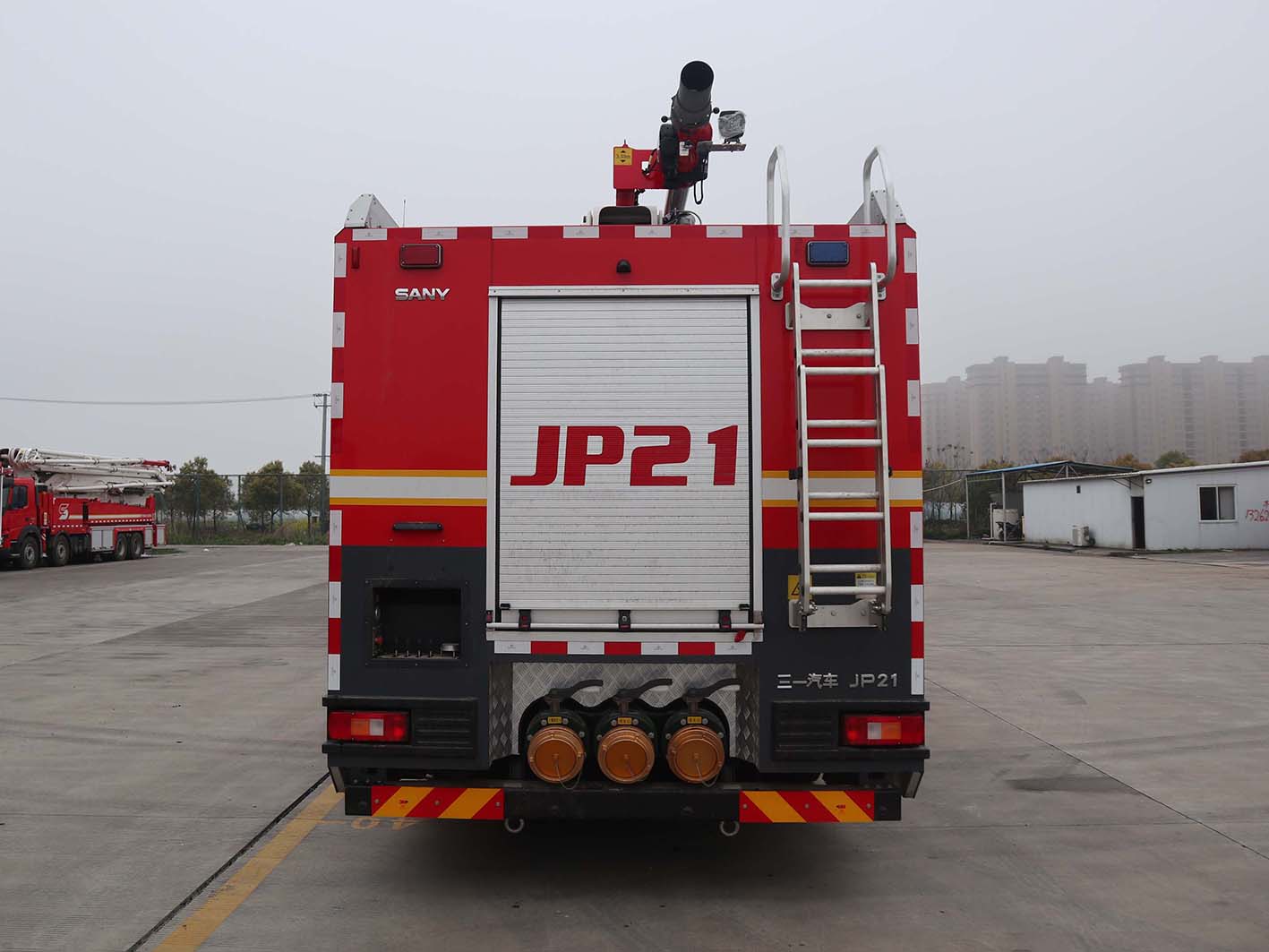 三一牌SYM5433JXFJP21舉高噴射消防車公告圖片