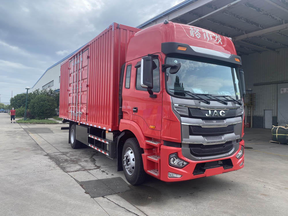 江淮牌HFC5181XXYP2K2A50S廂式運(yùn)輸車公告圖片