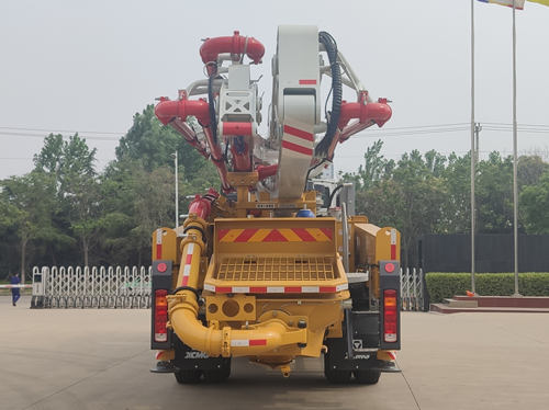 徐工牌XZS5231THBZ1混凝土泵車公告圖片