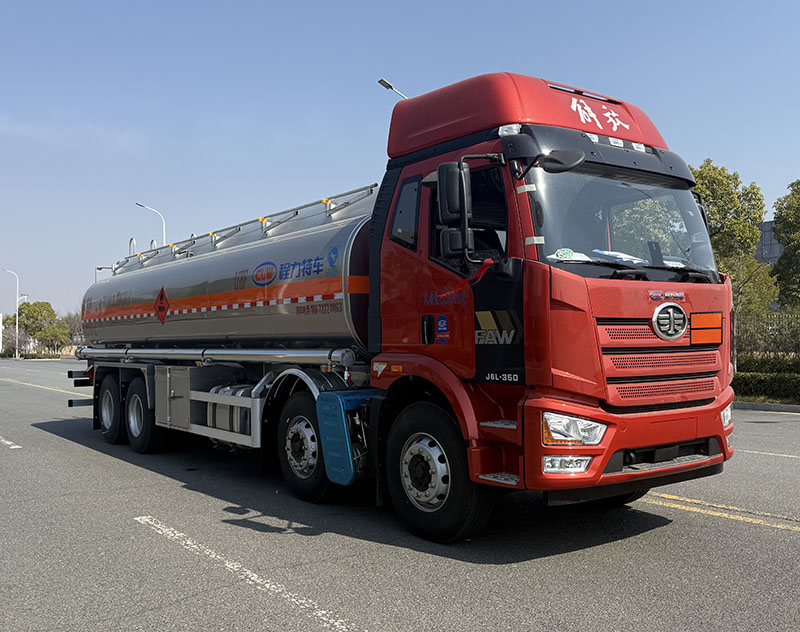 程力牌CL5323GYYLC6鋁合金運油車