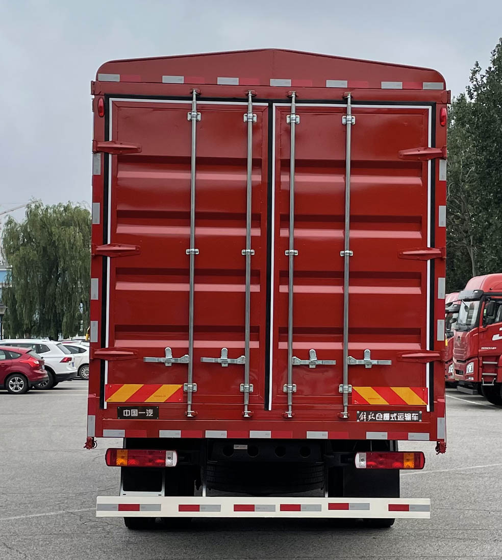 解放牌CA5189CCYPK1L2E6A80倉(cāng)柵式運(yùn)輸車公告圖片