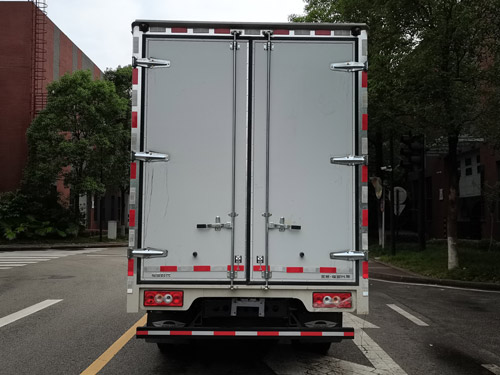 福田牌BJ5073XXYEJDA-01廂式運(yùn)輸車(chē)公告圖片