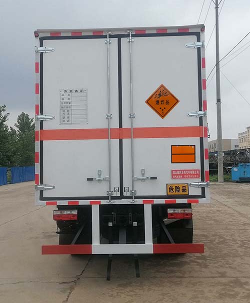 順風(fēng)智造牌SFZ5125XQYE6爆破器材運(yùn)輸車公告圖片