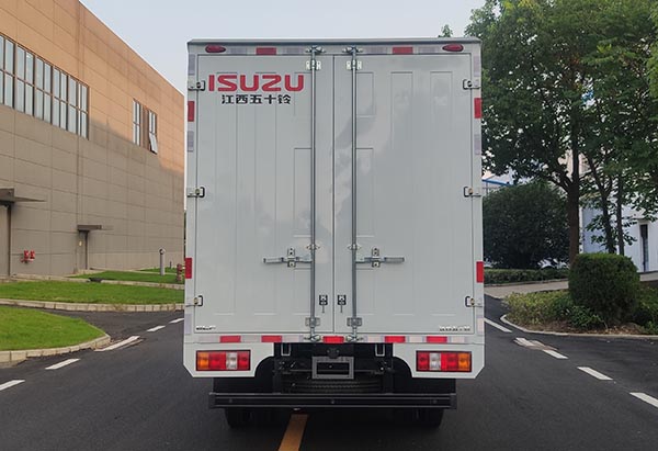 江西五十鈴牌JXW5040XXYCDJF2廂式運輸車公告圖片