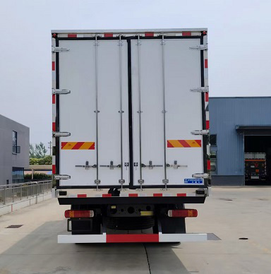 程力威牌CLW5182XLCZ6冷藏車公告圖片