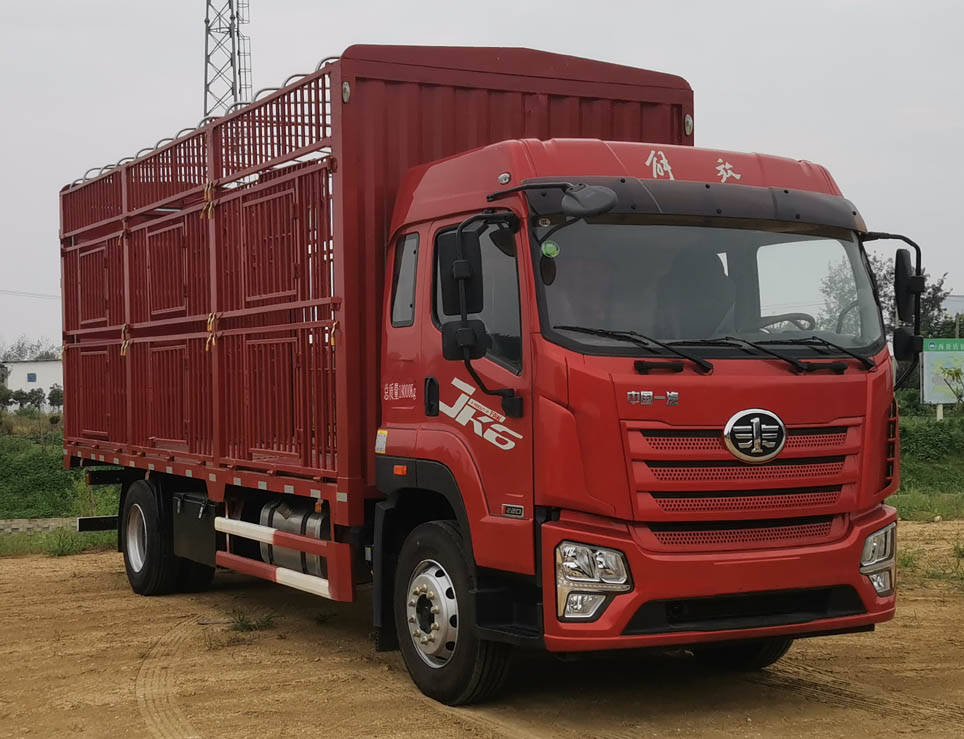 解放牌CA5180CCQP28K1L4E6畜禽運輸車