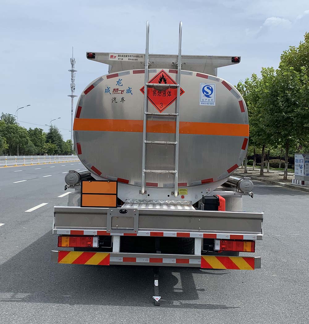 楚飛牌CLQ5262GYY6EA鋁合金運油車公告圖片