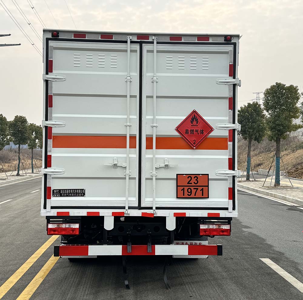 豐霸牌STD5125XRQEQ6易燃氣體廂式運輸車公告圖片