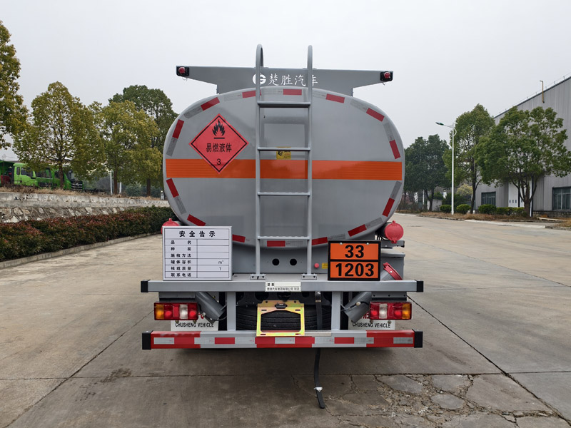 楚勝牌CSC5127GYYZ6A運油車公告圖片