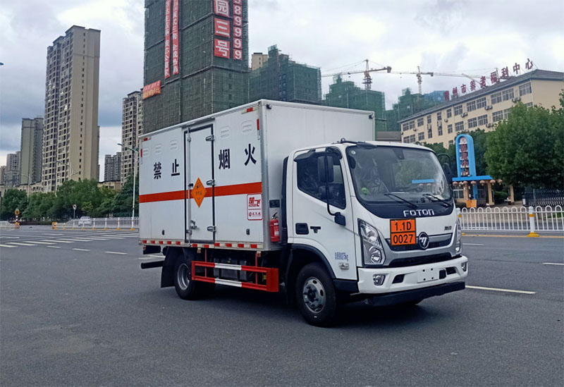 楚飛牌CLQ5080XQY6BJ爆破器材運輸車公告圖片