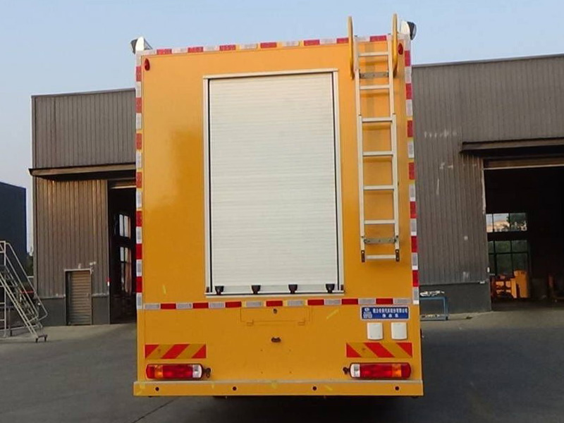 程力威牌CLW5180XJS6凈水車公告圖片