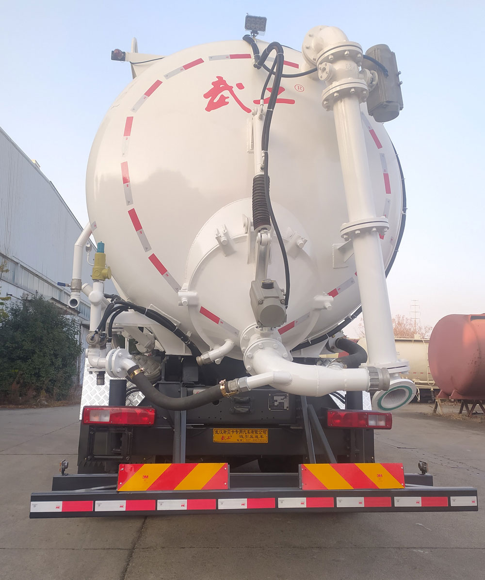 武工牌WGG5311GXY6吸引壓送車公告圖片