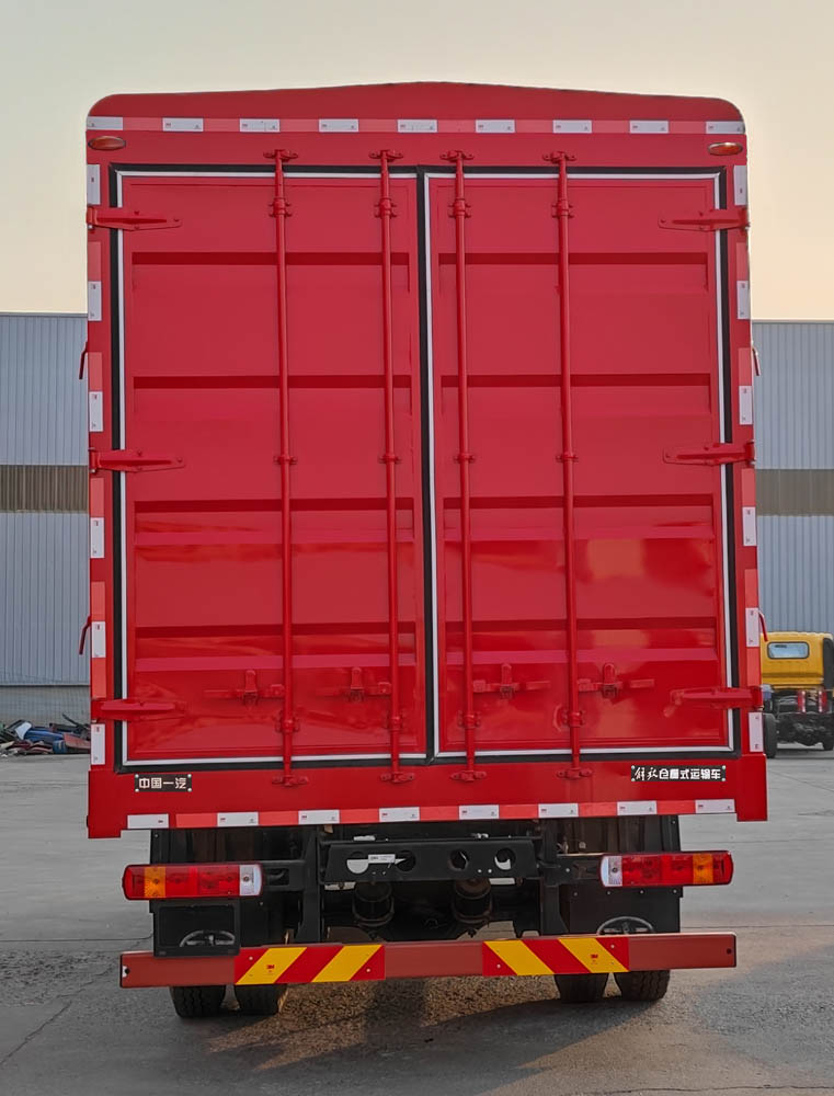 解放牌CA5168CCYPK62L5E6A85倉柵式運輸車公告圖片