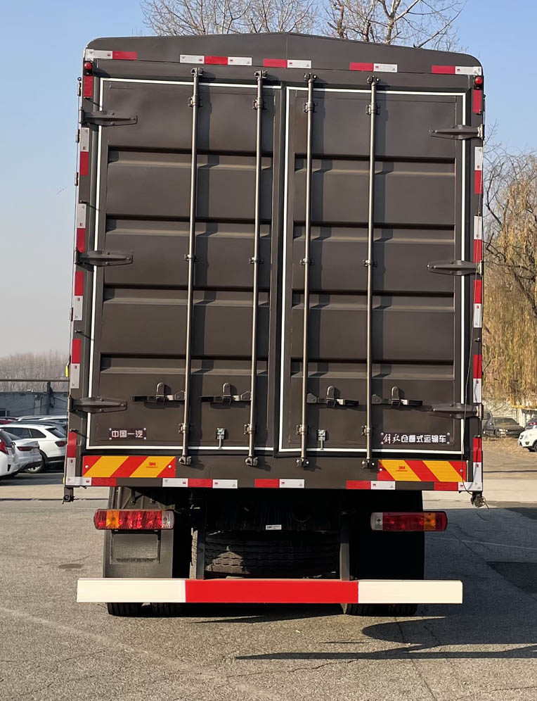 解放牌CA5310CCYP25K2L7T10E6A80倉柵式運輸車公告圖片