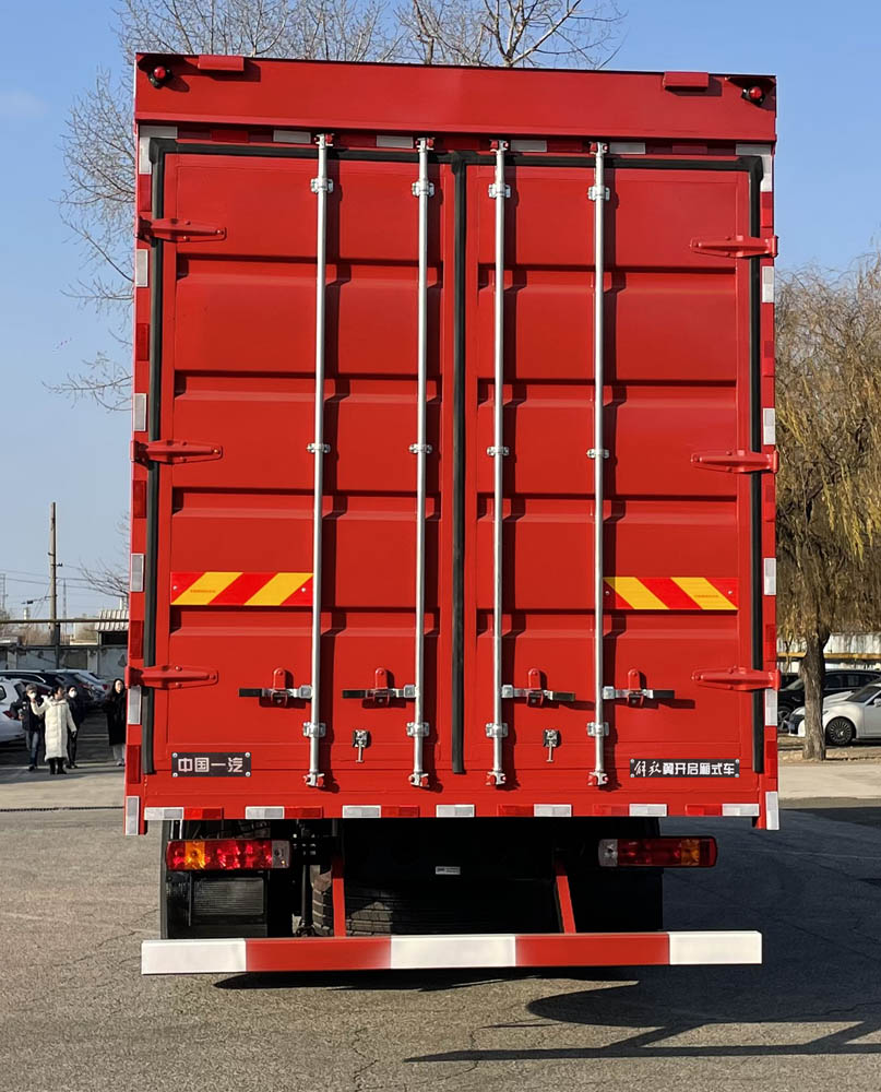 解放牌CA5320XYKP28K2L7T4E6A80翼開啟廂式車公告圖片