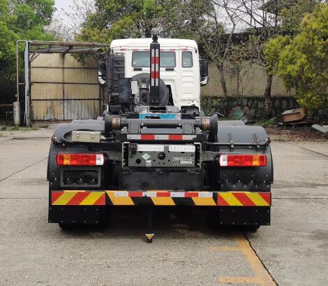 普羅科牌BJ5312ZXXNG-P1車廂可卸式垃圾車公告圖片