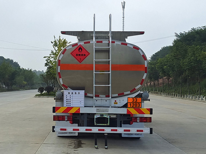 楚勝牌CSC5321GYYLZK6A鋁合金運油車公告圖片