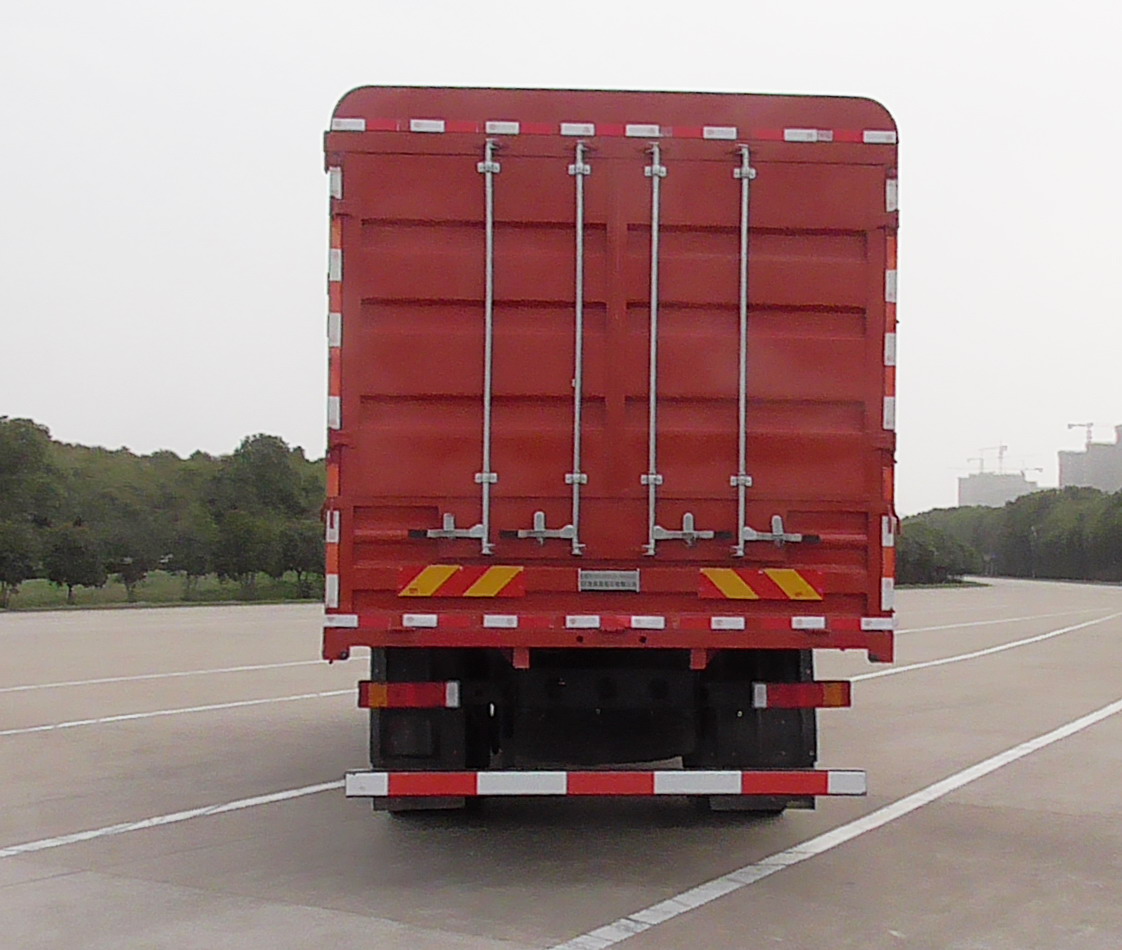 東風(fēng)牌DFH5180CCYEX21倉(cāng)柵式運(yùn)輸車公告圖片