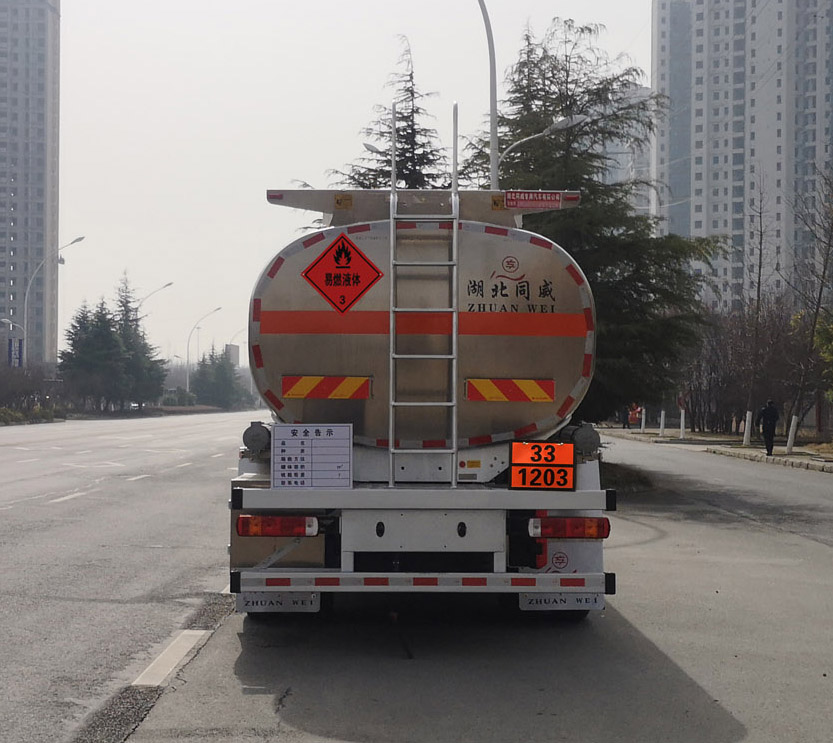 專威牌HTW5264GYYLCAQ6鋁合金運油車公告圖片