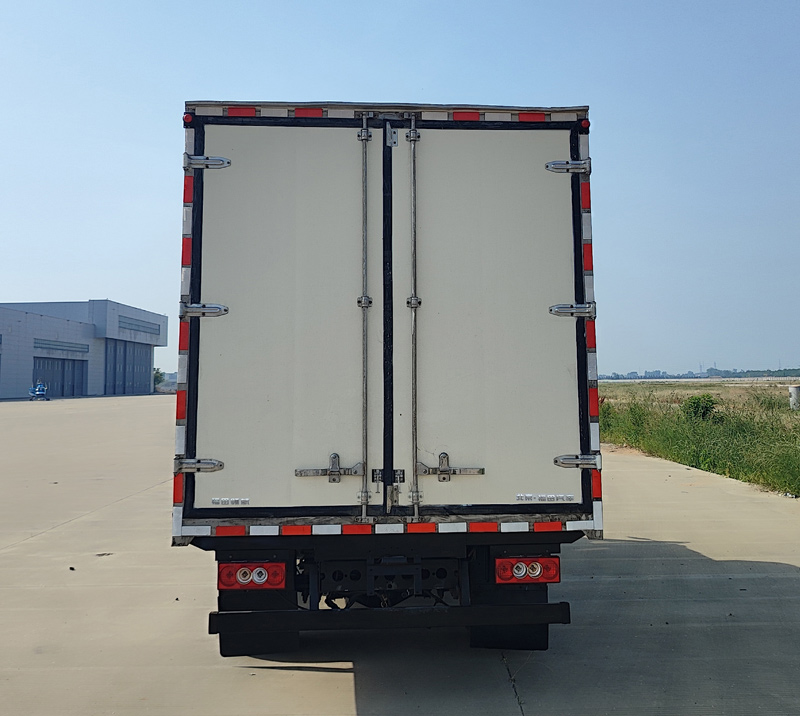 福田牌BJ5046XLC9JDA-51冷藏車公告圖片