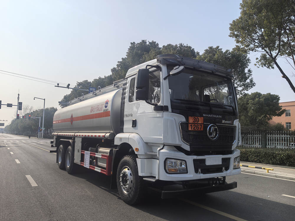 潤(rùn)知星牌SCS5263GRYSX6易燃液體罐式運(yùn)輸車公告圖片