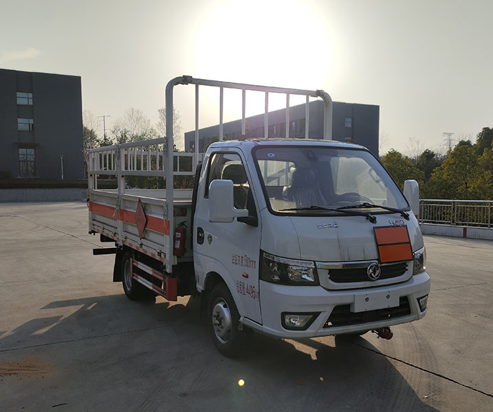 程力牌CL5040TQP6TG氣瓶運(yùn)輸車