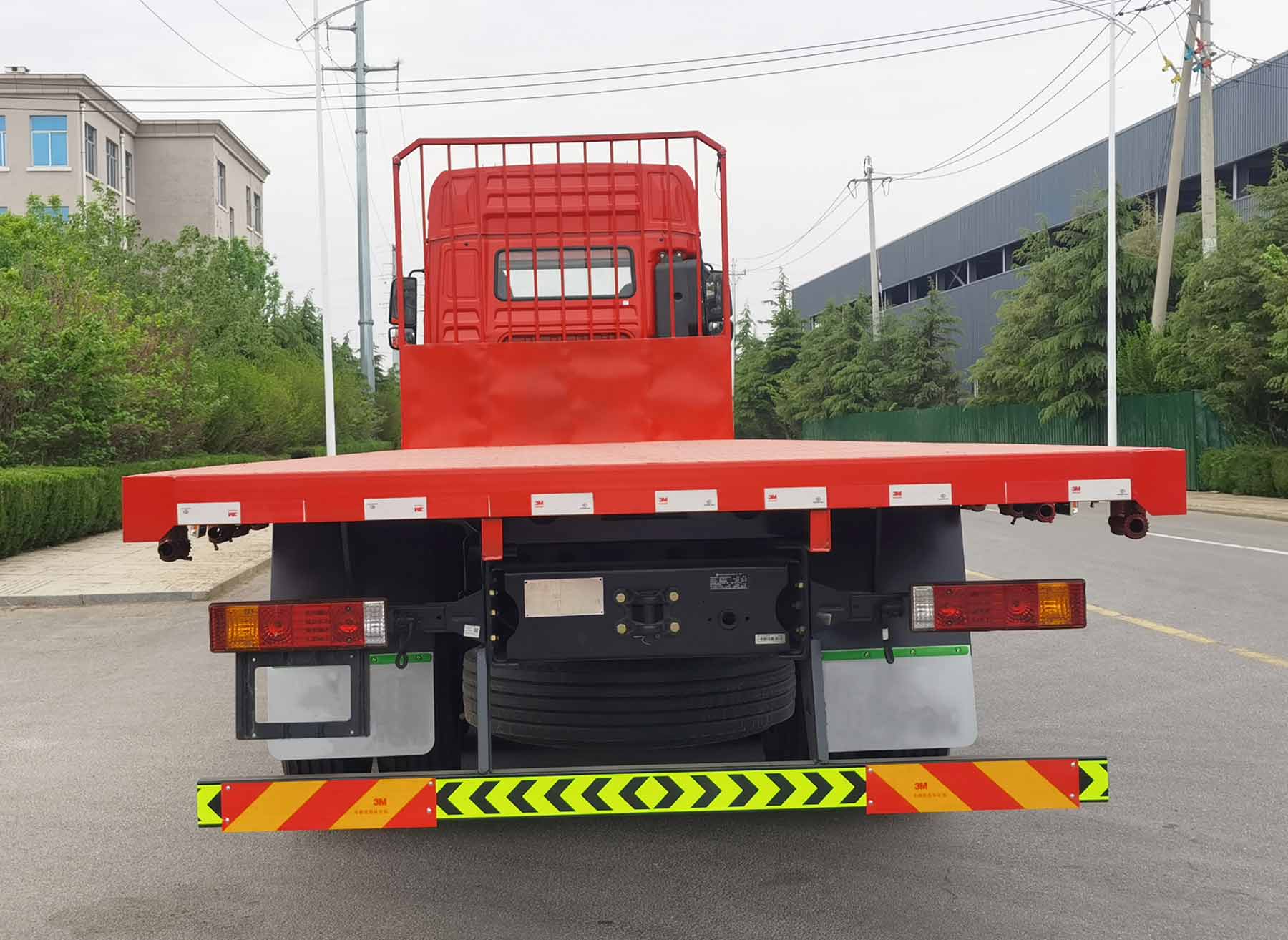 陜汽牌SX5319TPBMC446F2平板運(yùn)輸車公告圖片