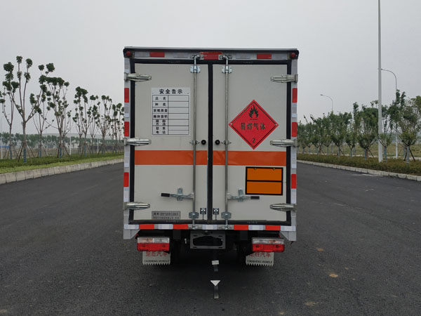 楚勝牌CSC5035XRQ6易燃氣體廂式運輸車公告圖片