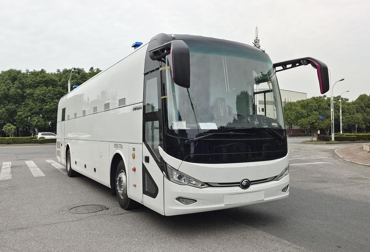 宇通牌ZK5170XYSD16移動(dòng)實(shí)驗(yàn)室車(chē)公告圖片