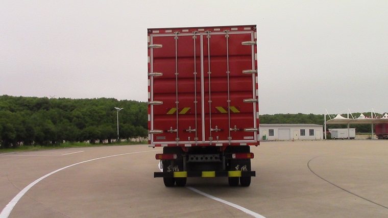 東風(fēng)牌EQ5182XXYL9TDGAC廂式運(yùn)輸車公告圖片