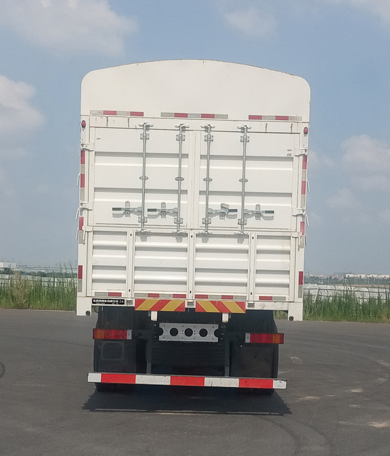 東風(fēng)牌DFH5310CCYC2倉(cāng)柵式運(yùn)輸車公告圖片