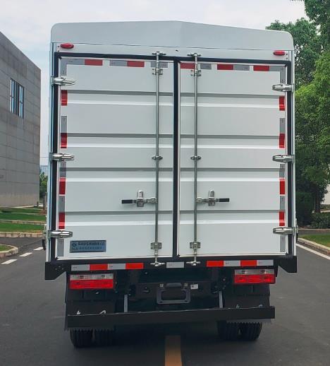 東風(fēng)牌EQ5040CCYLBEV純電動倉柵式運輸車公告圖片