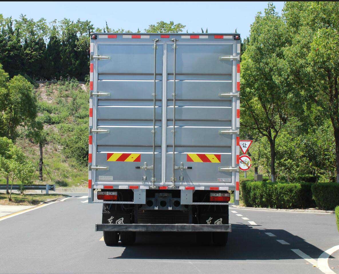 東風牌EQ5161XXYL8TDDAC廂式運輸車公告圖片