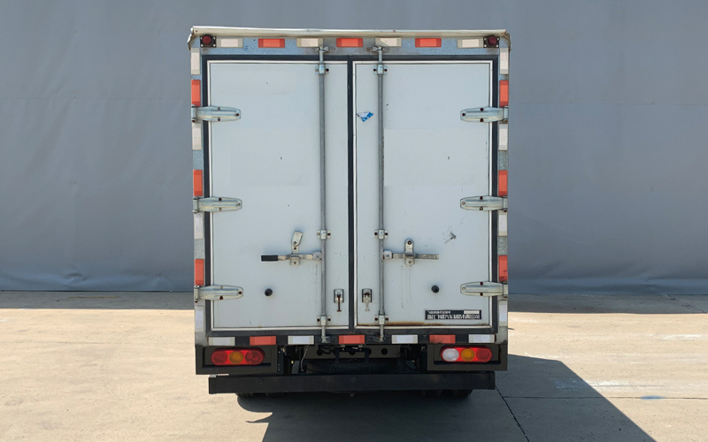 飛碟牌FD5044XXYD66K6-1廂式運(yùn)輸車公告圖片