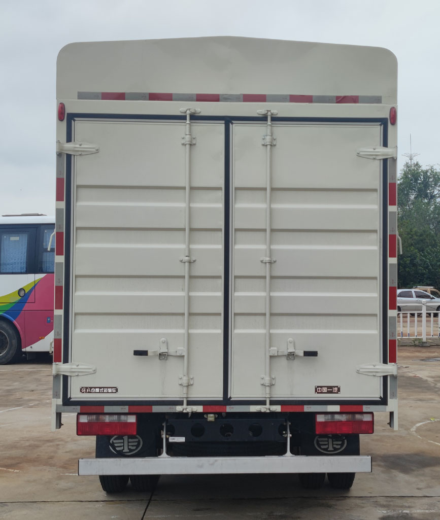 解放牌CA5046CCYP40K51L2E6PHEVA84插電式混合動力倉柵式運(yùn)輸車公告圖片