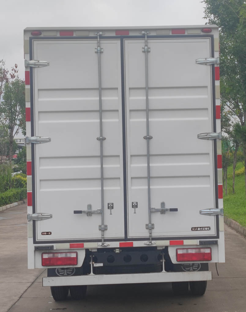 解放牌CA5045XXYP40K51L2E6PHEVA84插電式混合動力廂式運輸車公告圖片