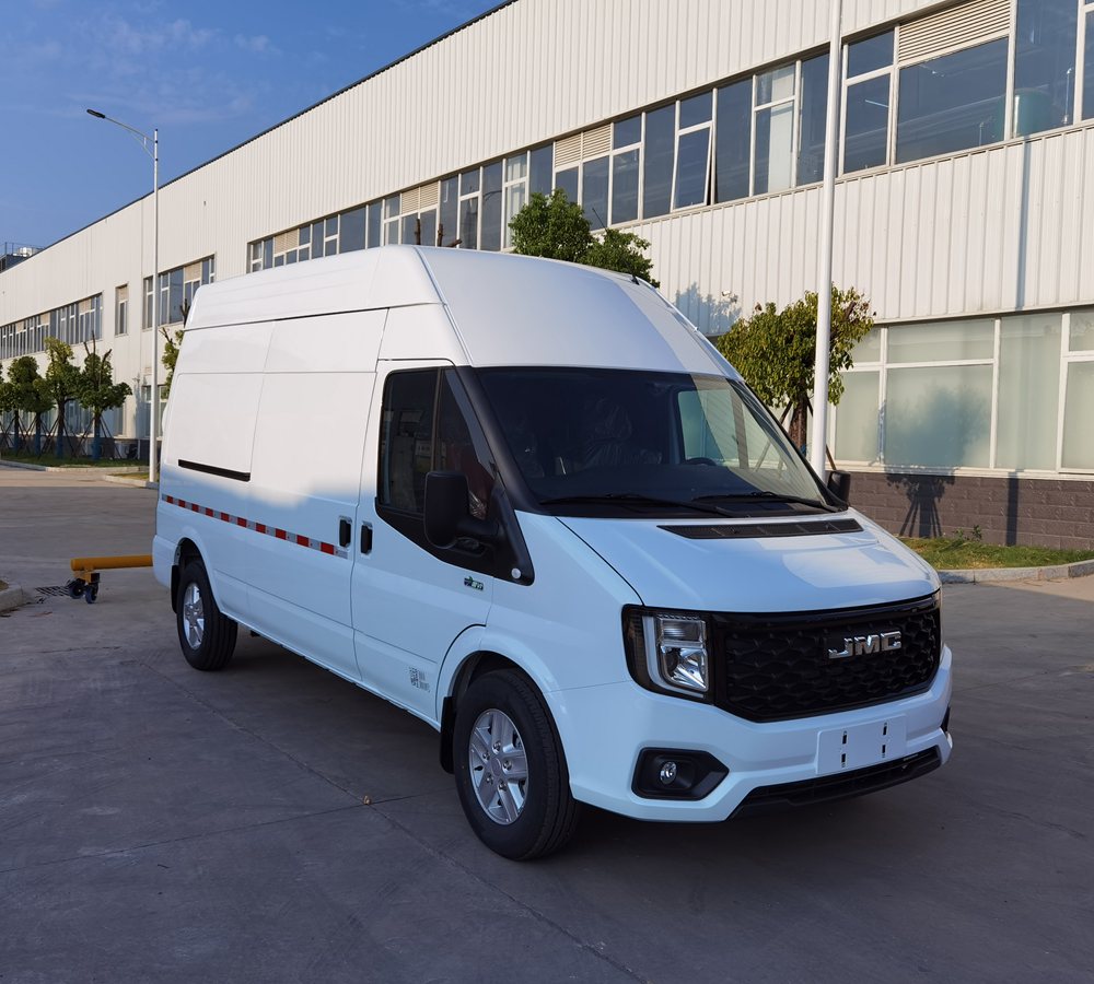 江鈴牌JX5045XXYTJA-M6廂式運(yùn)輸車公告圖片