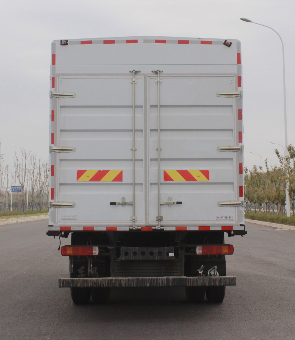 東風(fēng)牌EQ5160CCYL9TDFAC倉(cāng)柵式運(yùn)輸車公告圖片