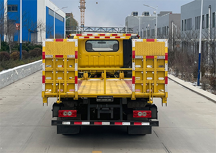 拓路星牌TLV5042TQZFA3清障車公告圖片