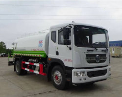 绿化喷洒车