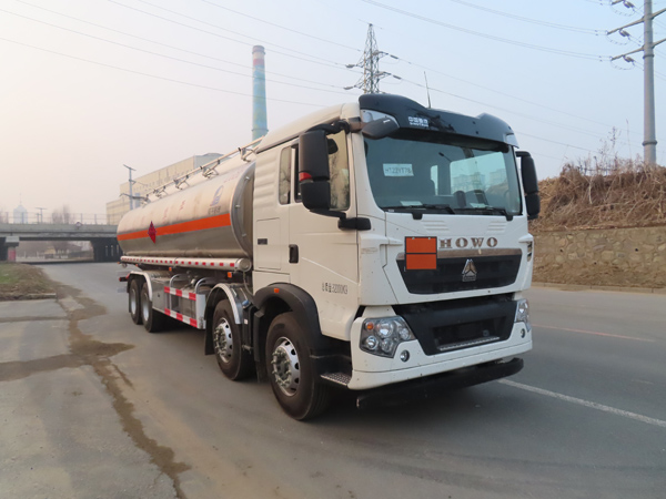 陸平機(jī)器牌LPC5324GYYZ6鋁合金運(yùn)油車