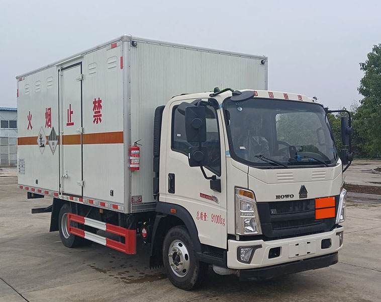 程力牌CL5097XZW6BXW雜項(xiàng)危險(xiǎn)物品廂式運(yùn)輸車