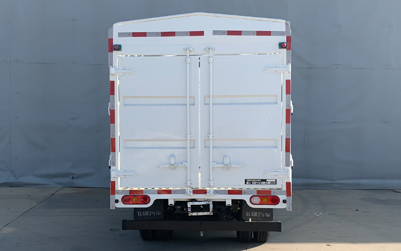 飛碟牌FD5035CCYD66BEV-1純電動倉柵式運輸車公告圖片