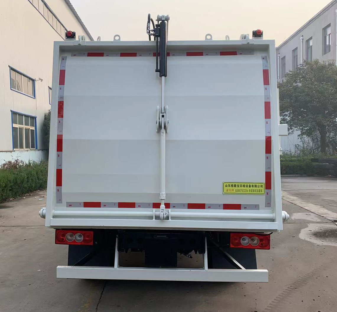 諸專牌GLB5070ZZZE6自裝卸式垃圾車公告圖片