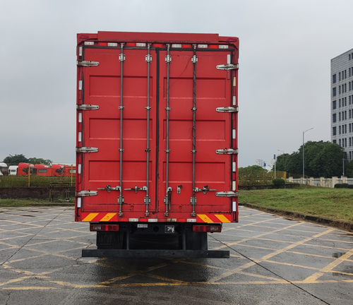 紅巖牌CQ5187XYKAY05711翼開啟廂式車公告圖片