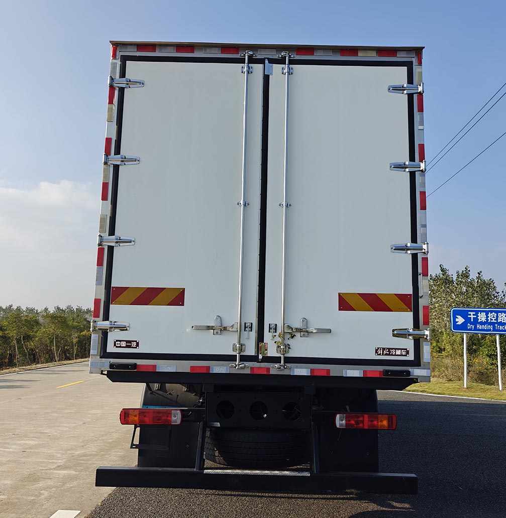 解放牌CA5260XLCP26K2L5T3E6A80冷藏車公告圖片