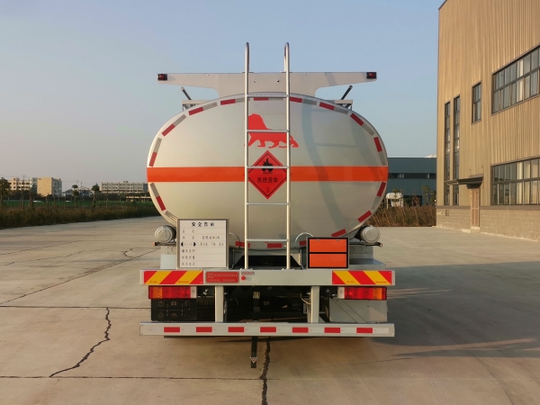 歐曼牌HFV5261GRYEQ6易燃液體罐式運(yùn)輸車公告圖片